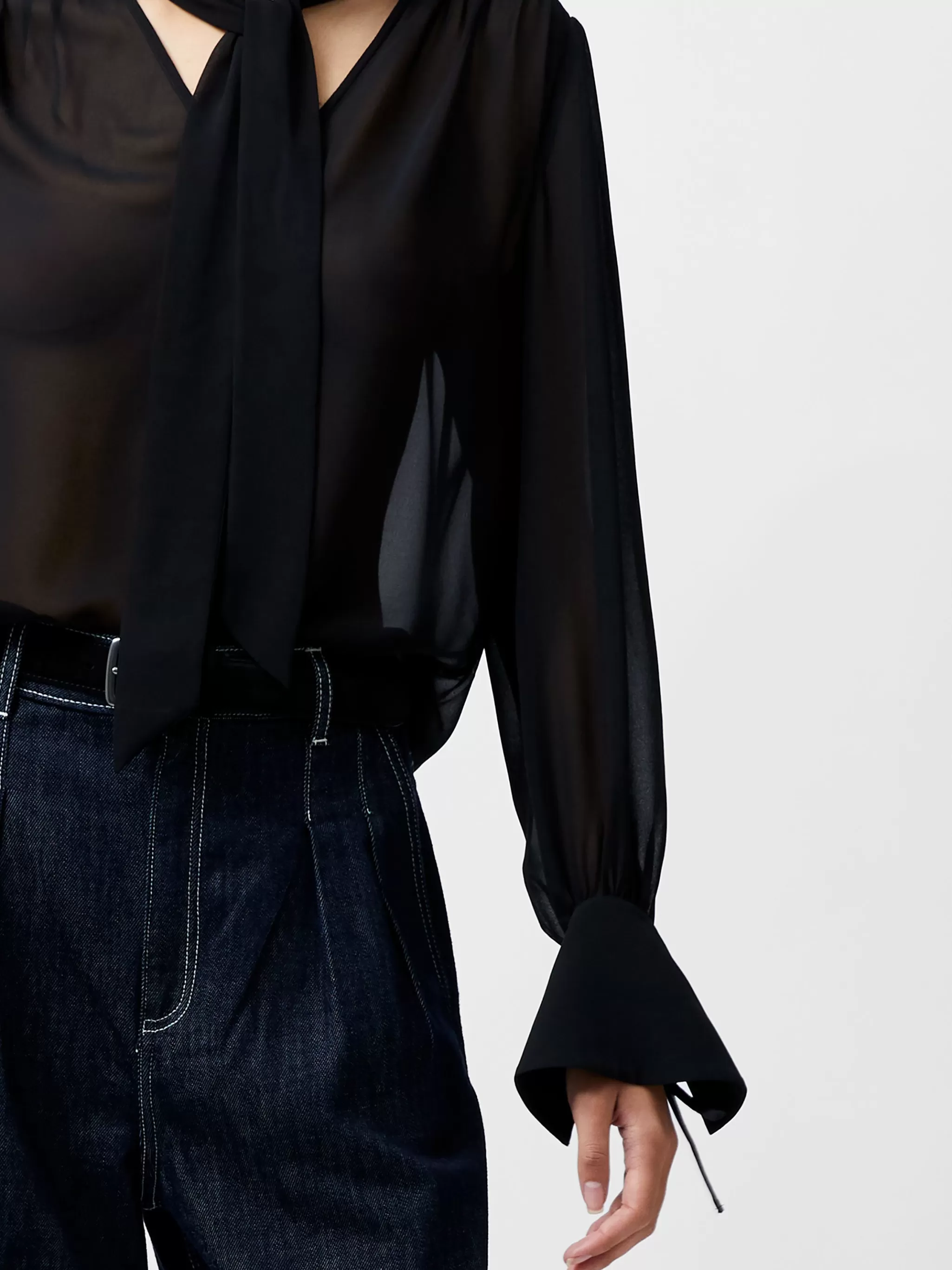 French Connection Tops | Jeans & A Nice Top^Eden Georgette Tie Neck Blouse